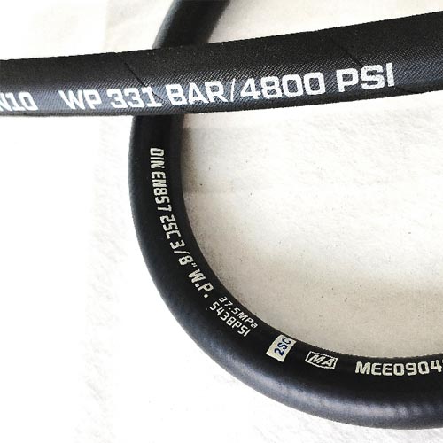 We provide OEM and ODM hydraulic hose services to meet your exact specifications. Whether you need a custom length, pressure rating, or special fittings, we tailor our products to your equipment and market needs.